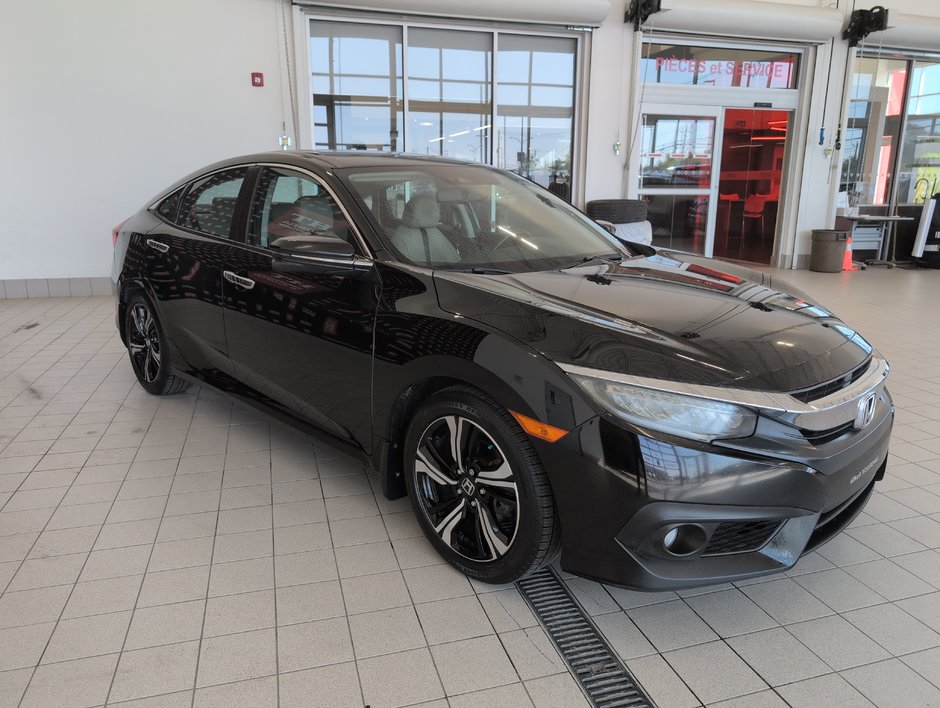 Honda Civic Sedan Touring 2016-2