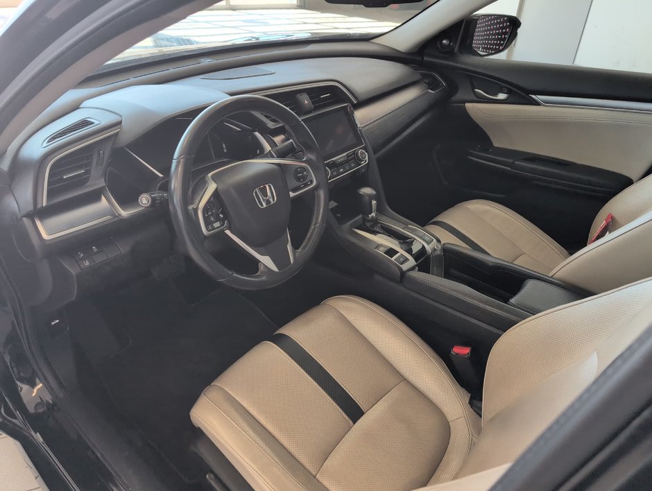 Honda Civic Sedan Touring 2016-8