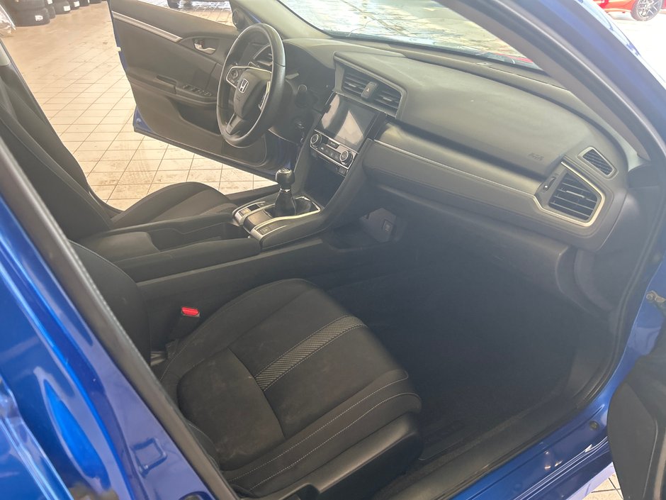 Honda Civic Sedan LX 2016-12