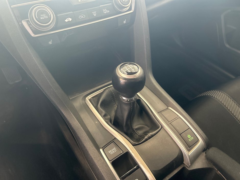 Honda Civic Sedan LX 2016-17