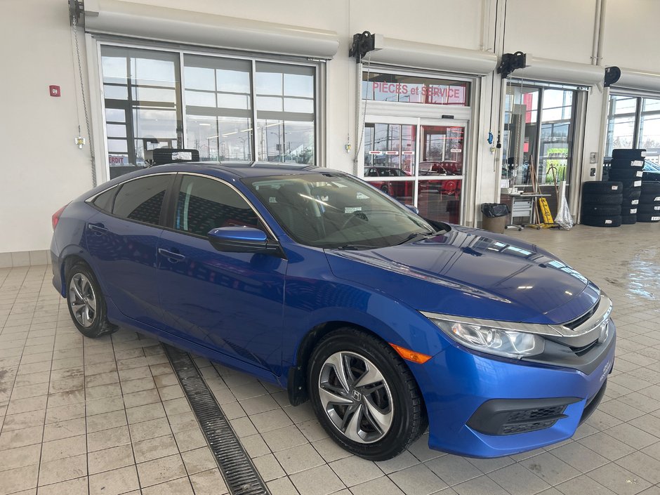 Honda Civic Sedan LX 2016-3