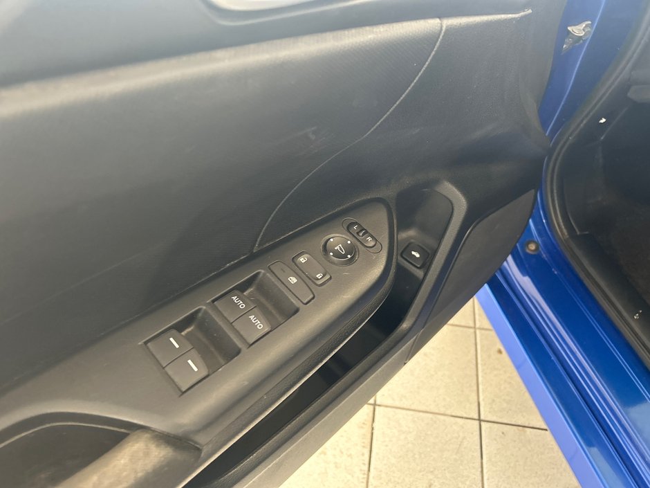 Honda Civic Sedan LX 2016-16