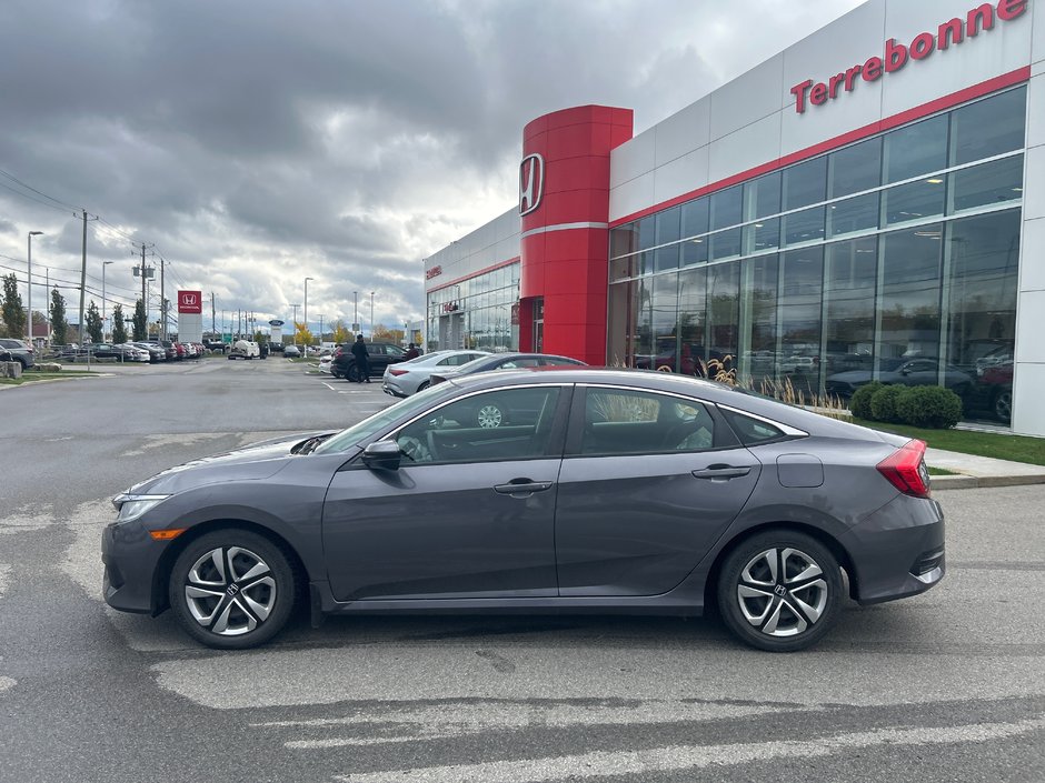 Honda Civic Sedan LX 2017-1