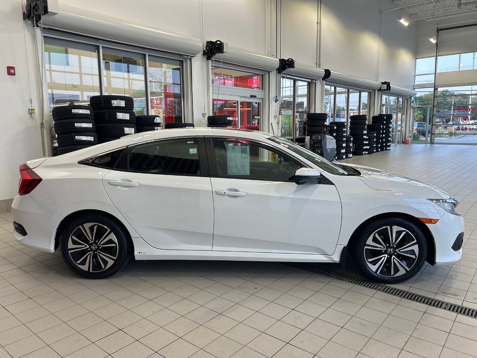 Honda Civic Sedan EX-T 2017-4