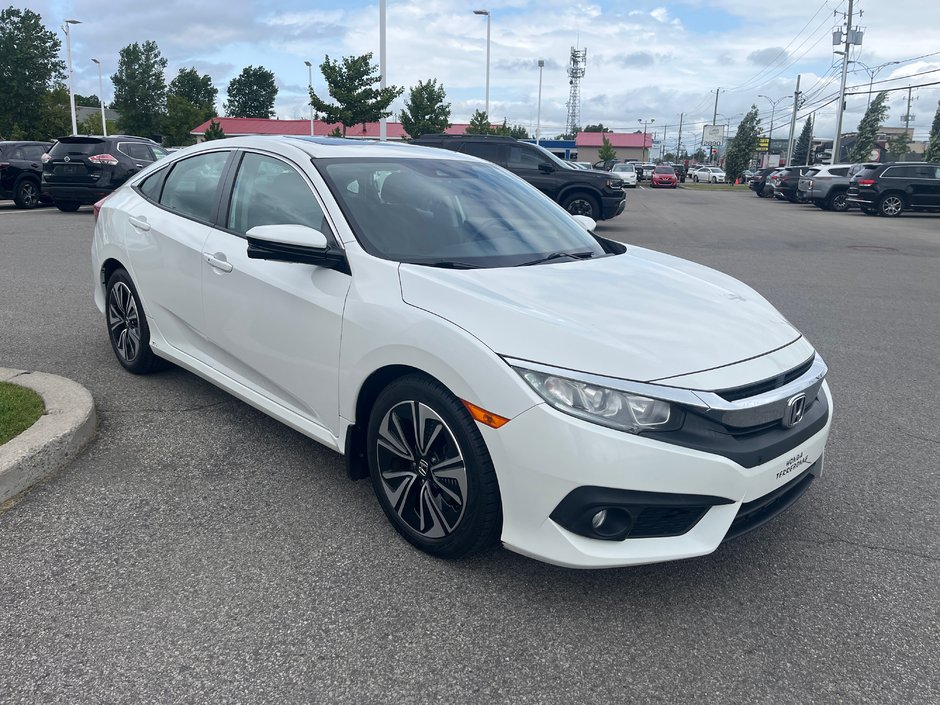 Honda Civic Sedan EX-T 2017-3