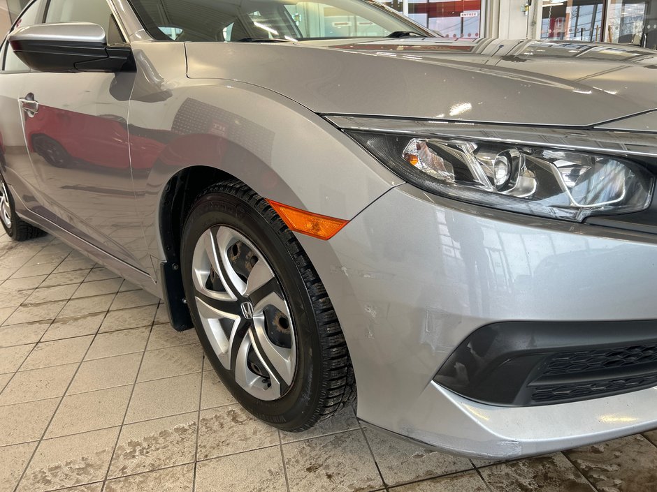 Honda Civic Sedan LX 2018-5