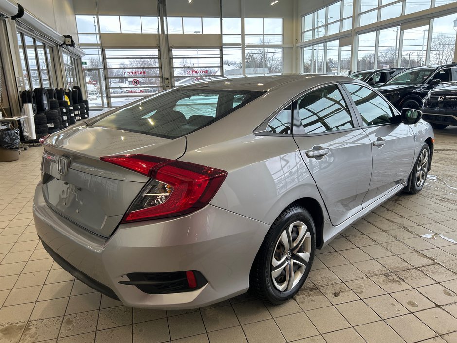 Honda Civic Sedan LX 2018-7