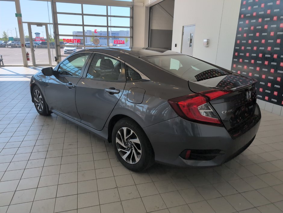 Honda Civic Sedan SE 2018-6