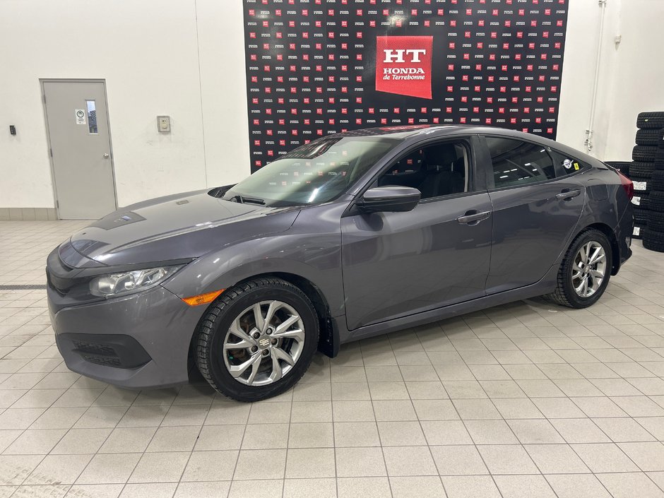 Honda Civic Sedan LX 2018-1