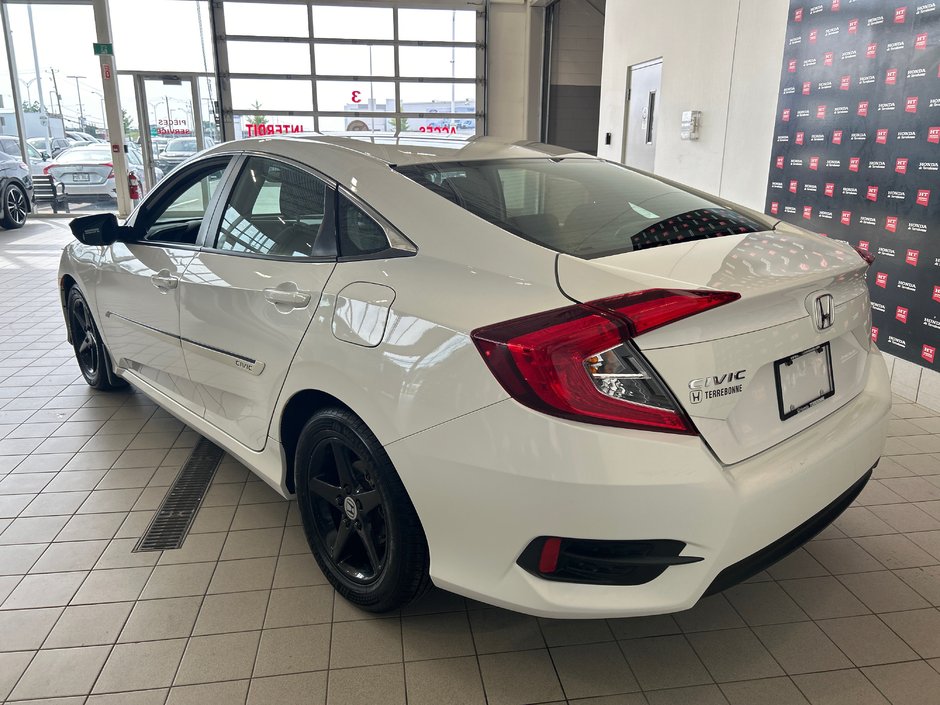 2018 Honda Civic Sedan LX-6
