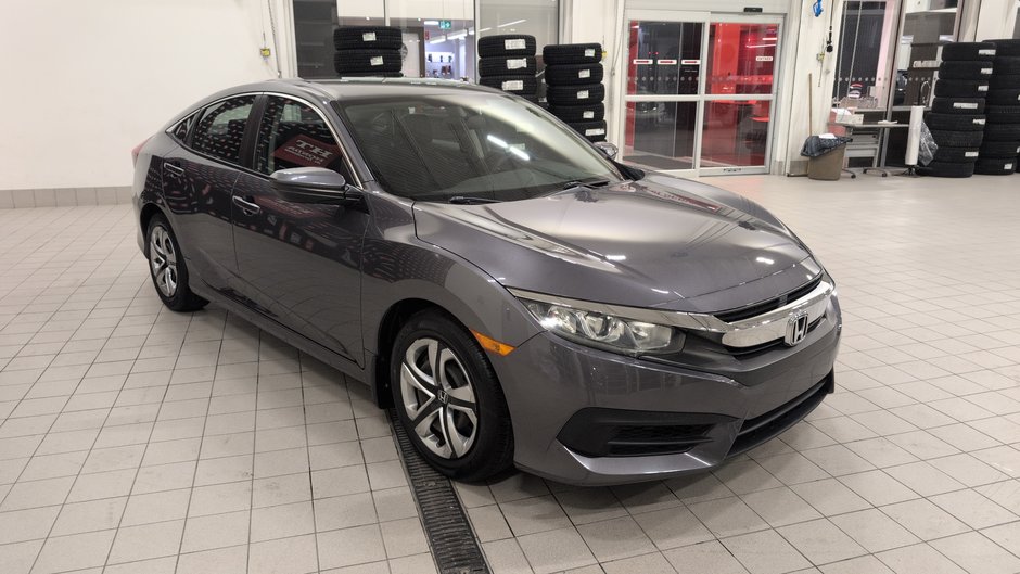 Honda Civic Sedan LX 2018-2