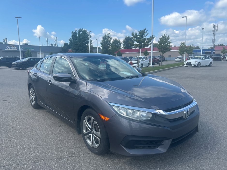 Honda Civic Sedan LX 2018-8