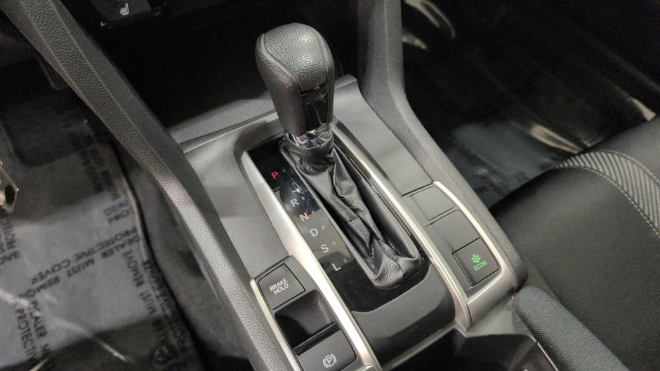 Honda Civic Sedan LX 2018-18