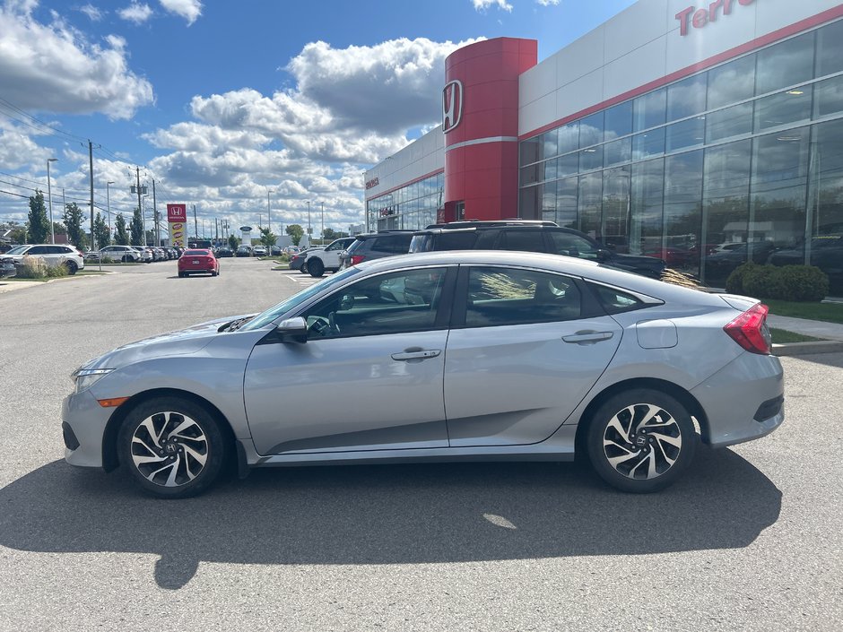 Honda Civic Sedan SE 2018-0