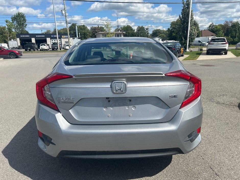 Honda Civic Sedan SE 2018-2