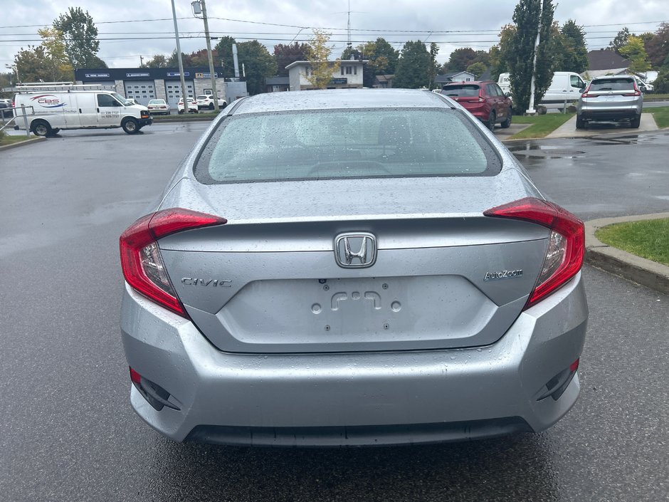 Honda Civic Sedan LX 2018-4