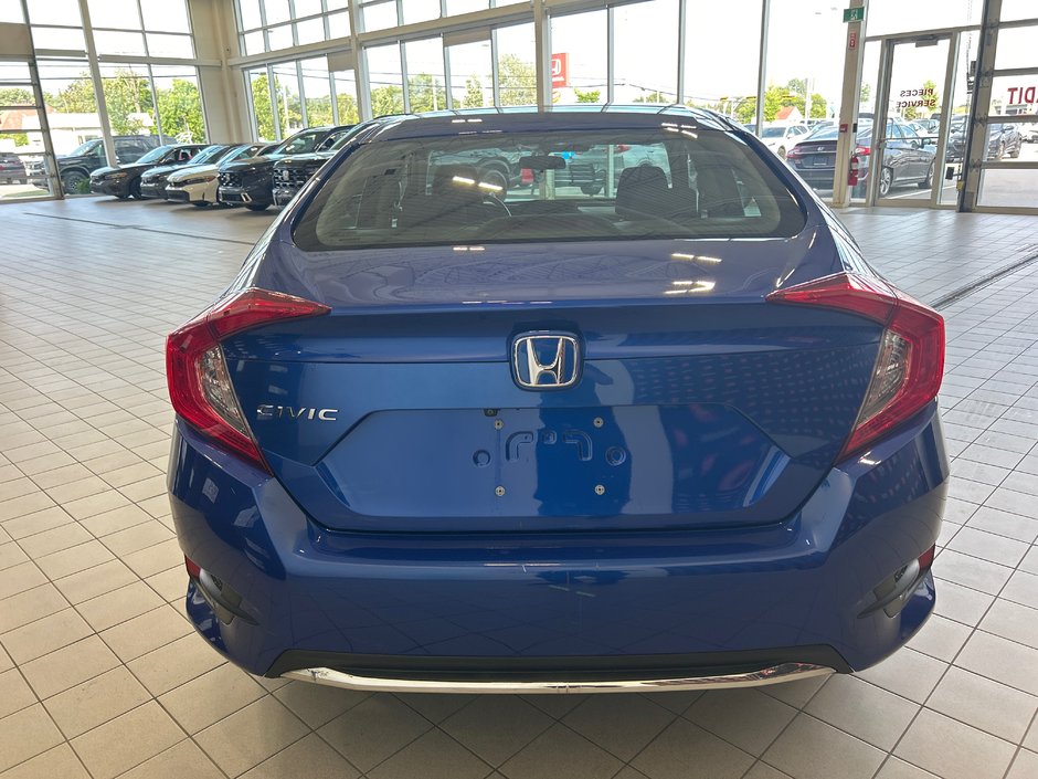 2019 Honda Civic Sedan LX-8