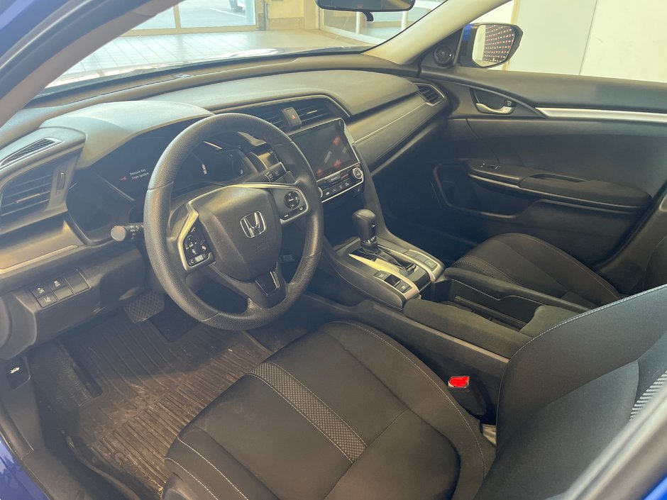 Honda Civic Sedan LX 2019-9