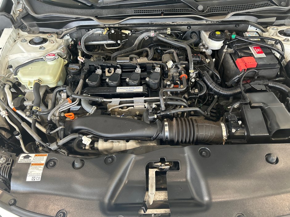 Honda Civic Sedan Touring 2020-16