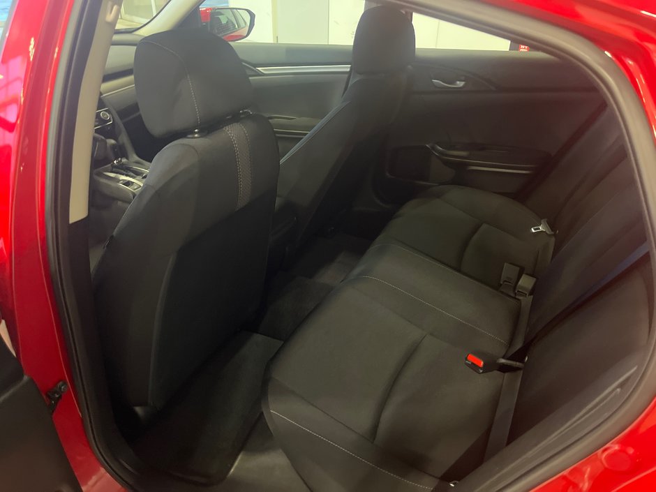 Honda Civic Sedan LX 2021-10