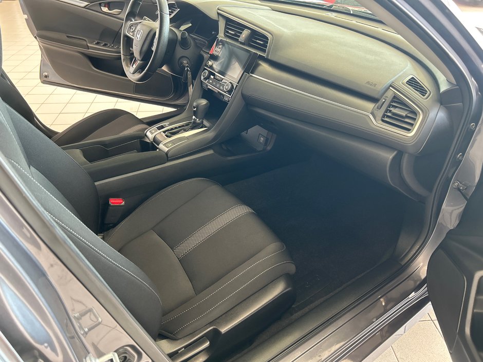 Honda Civic Sedan LX 2021-12