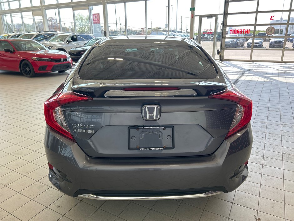 Honda Civic Sedan LX 2021-24