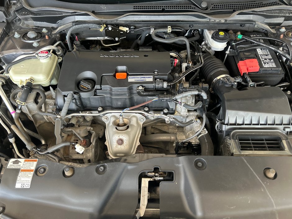 Honda Civic Sedan LX 2021-26