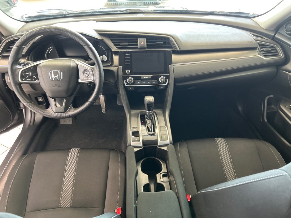 Honda Civic Sedan LX 2021-11