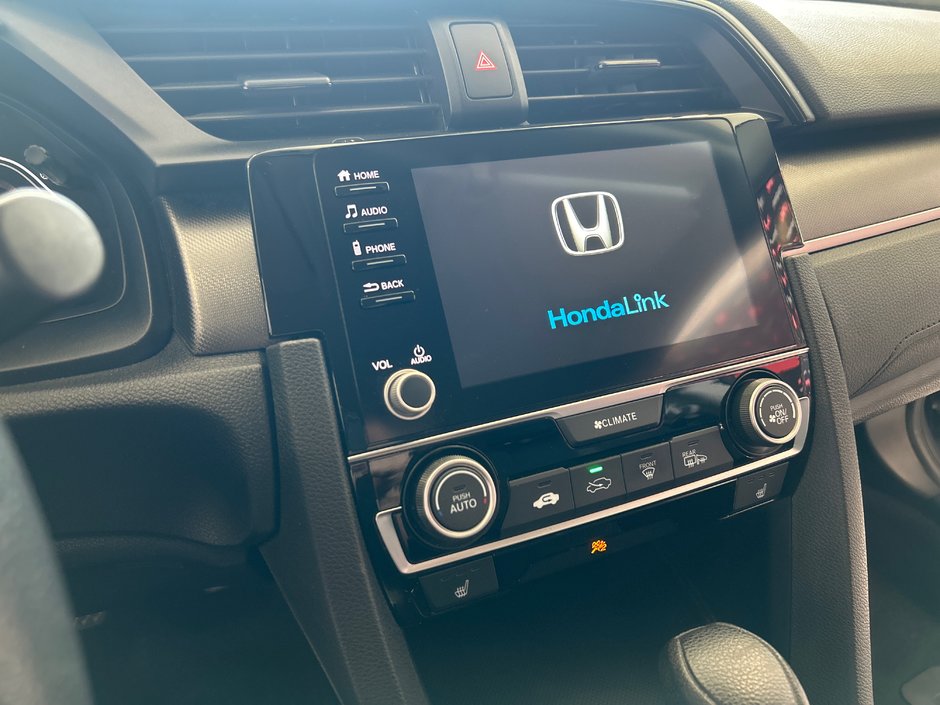 Honda Civic Sedan LX 2021-17