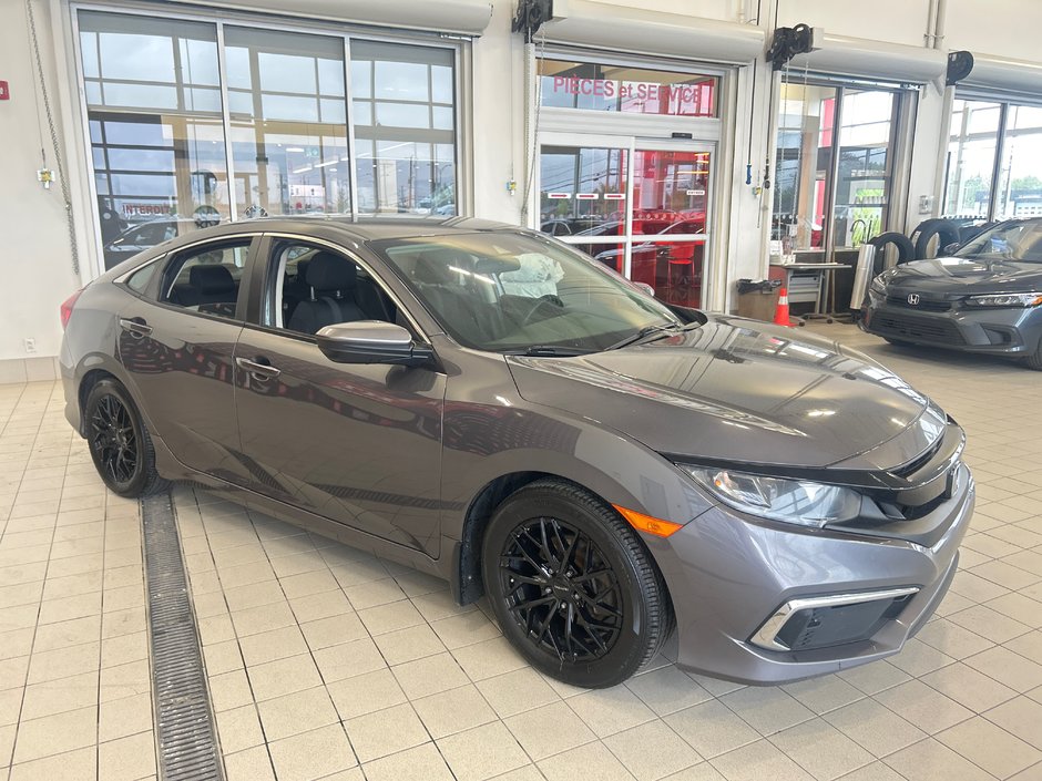 Honda Civic Sedan LX 2021-23