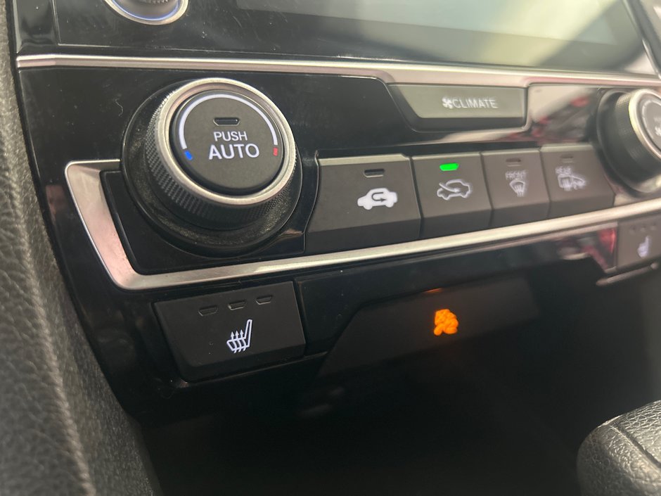 Honda Civic Sedan LX 2021-18