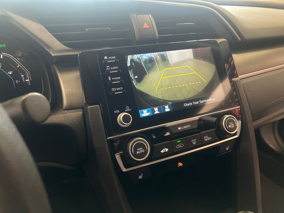 Honda Civic Sedan LX 2021-17