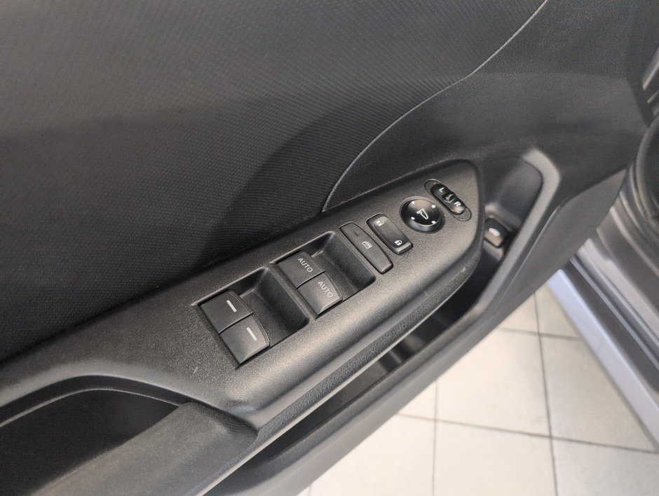 2021 Honda Civic Sedan LX-9