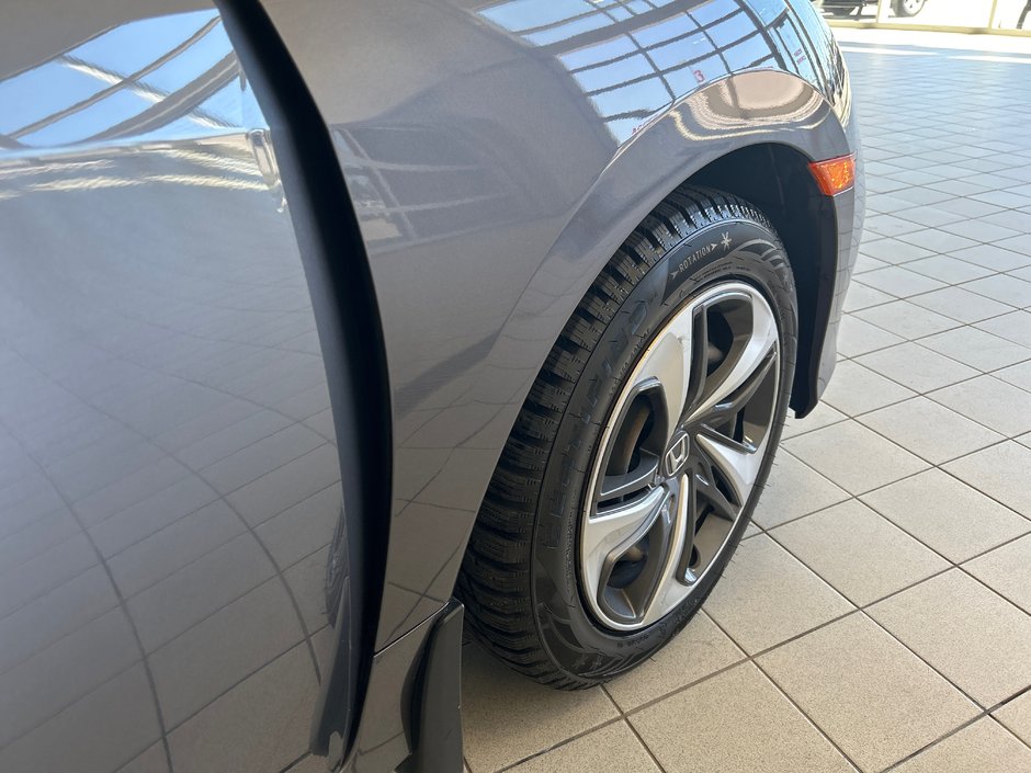 Honda Civic Sedan LX 2021-10