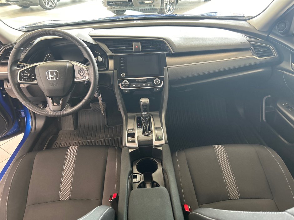 Honda Civic Sedan LX 2021-10