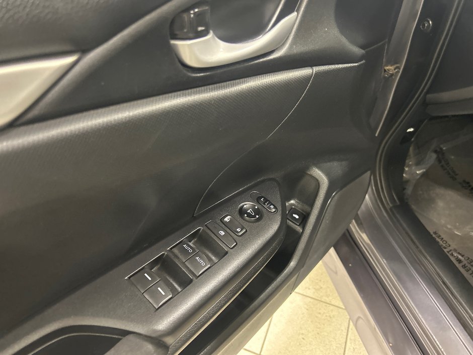 Honda Civic Sedan LX 2021-19