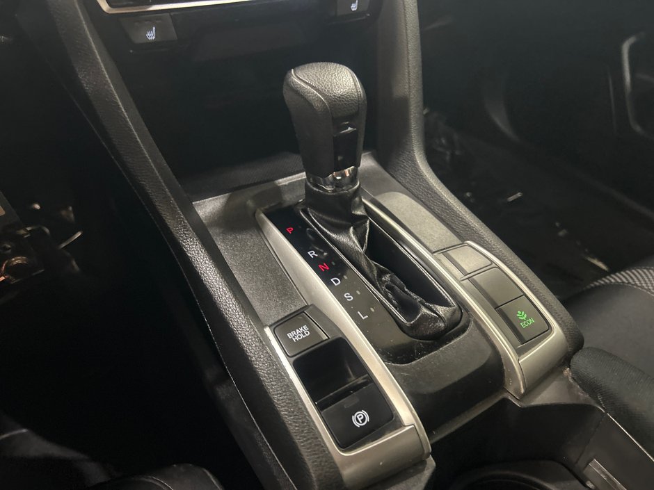 Honda Civic Sedan LX 2021-20