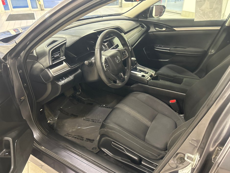 Honda Civic Sedan LX 2021-16