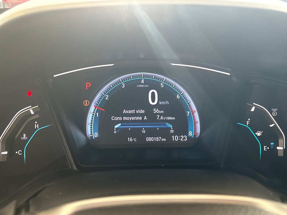 Honda Civic Sedan LX 2021-17