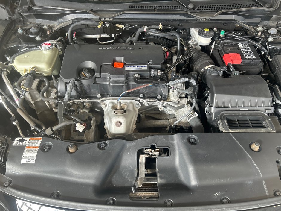 Honda Civic Sedan LX 2021-23