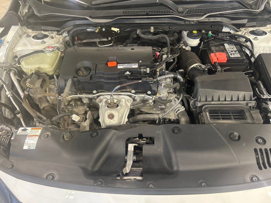 Honda Civic Sedan LX 2021-10