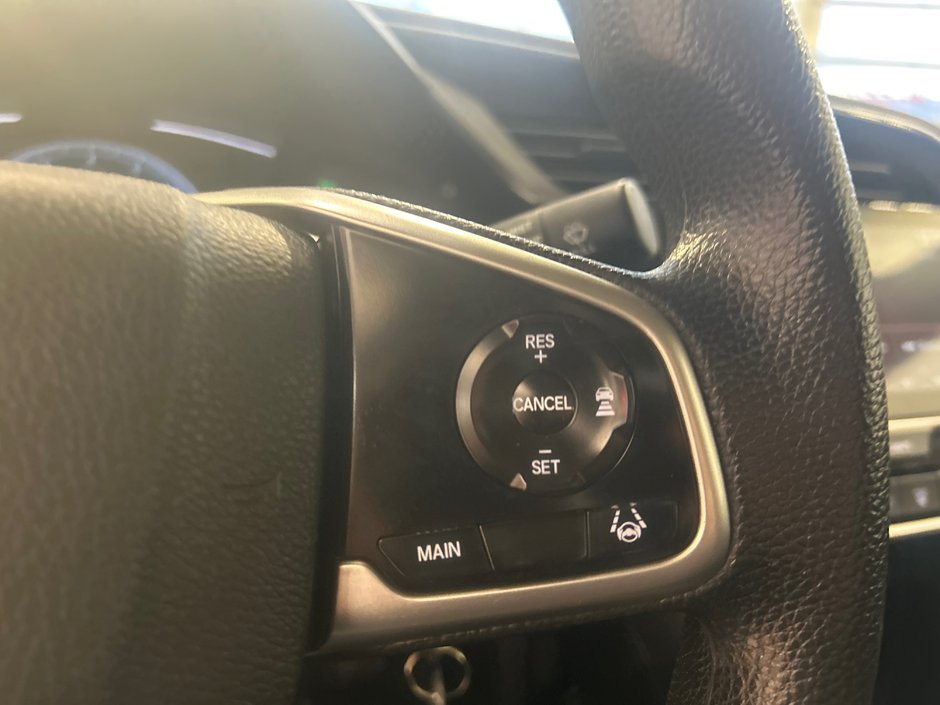 Honda Civic Sedan LX 2021-16