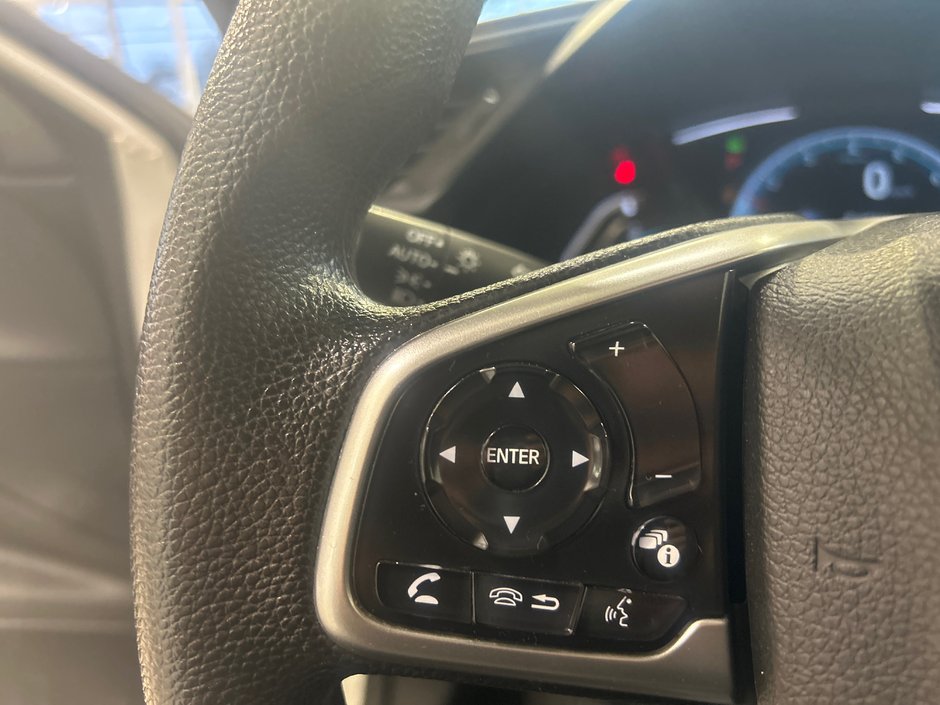 Honda Civic Sedan LX 2021-21