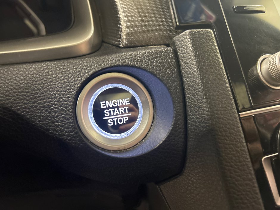 Honda Civic Sedan EX 2021-24