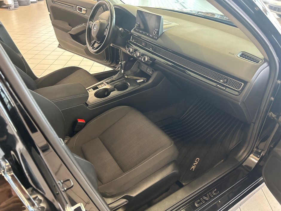 2022 Honda Civic Sedan EX-13