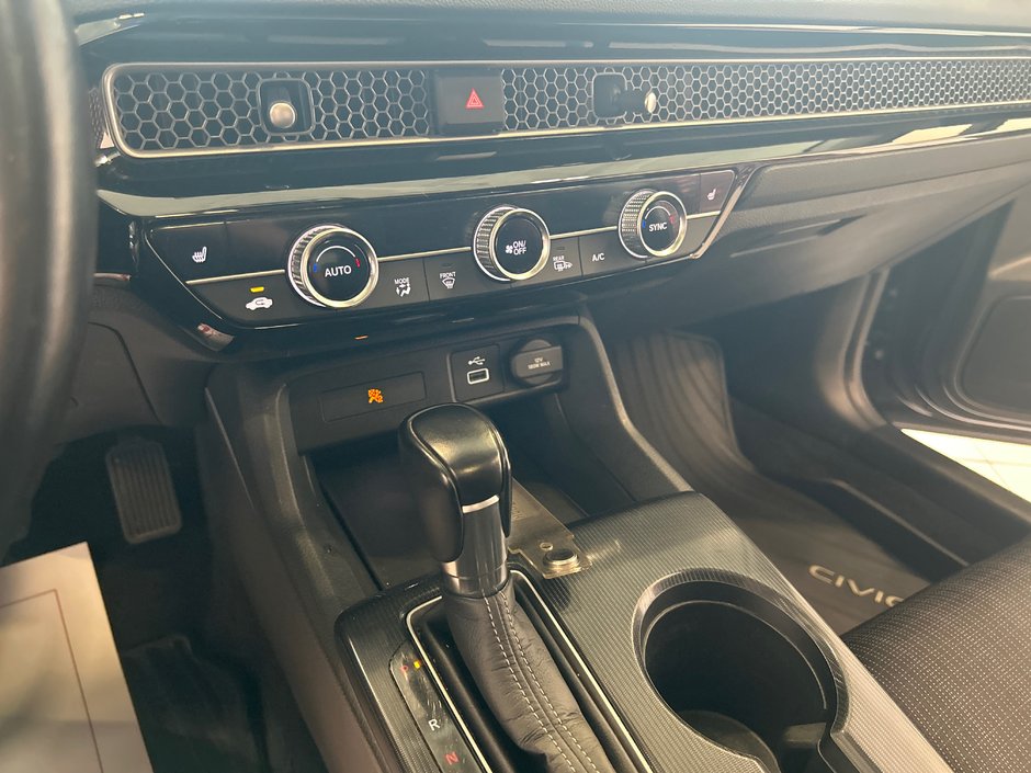 2022 Honda Civic Sedan EX-24