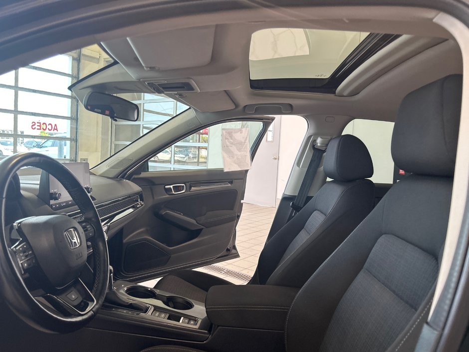 2022 Honda Civic Sedan EX-18