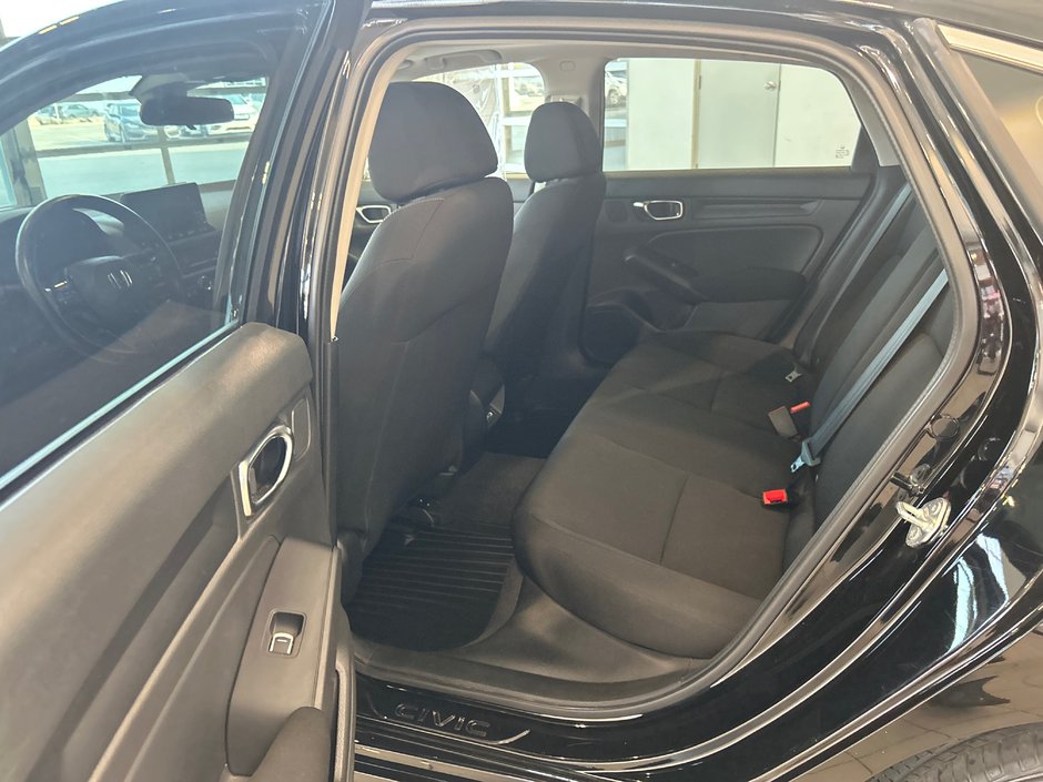 2022 Honda Civic Sedan EX-9