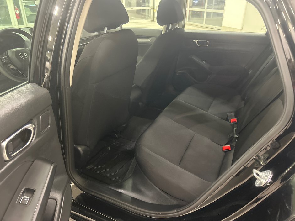 2022 Honda Civic Sedan LX-8