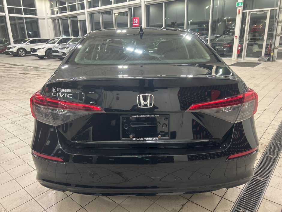 2022 Honda Civic Sedan LX-6